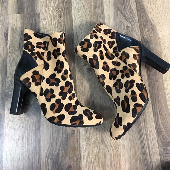 Tsubo Shoes - TSUBO Leopard Calf Hair Ankle Boots 8.5